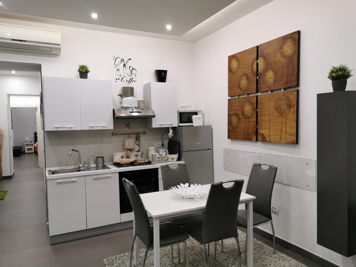 Residenza Napoli Centrale エクステリア 写真