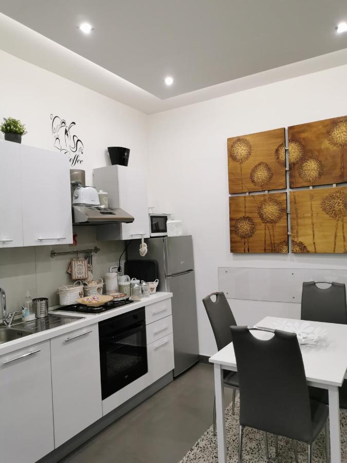 Residenza Napoli Centrale エクステリア 写真